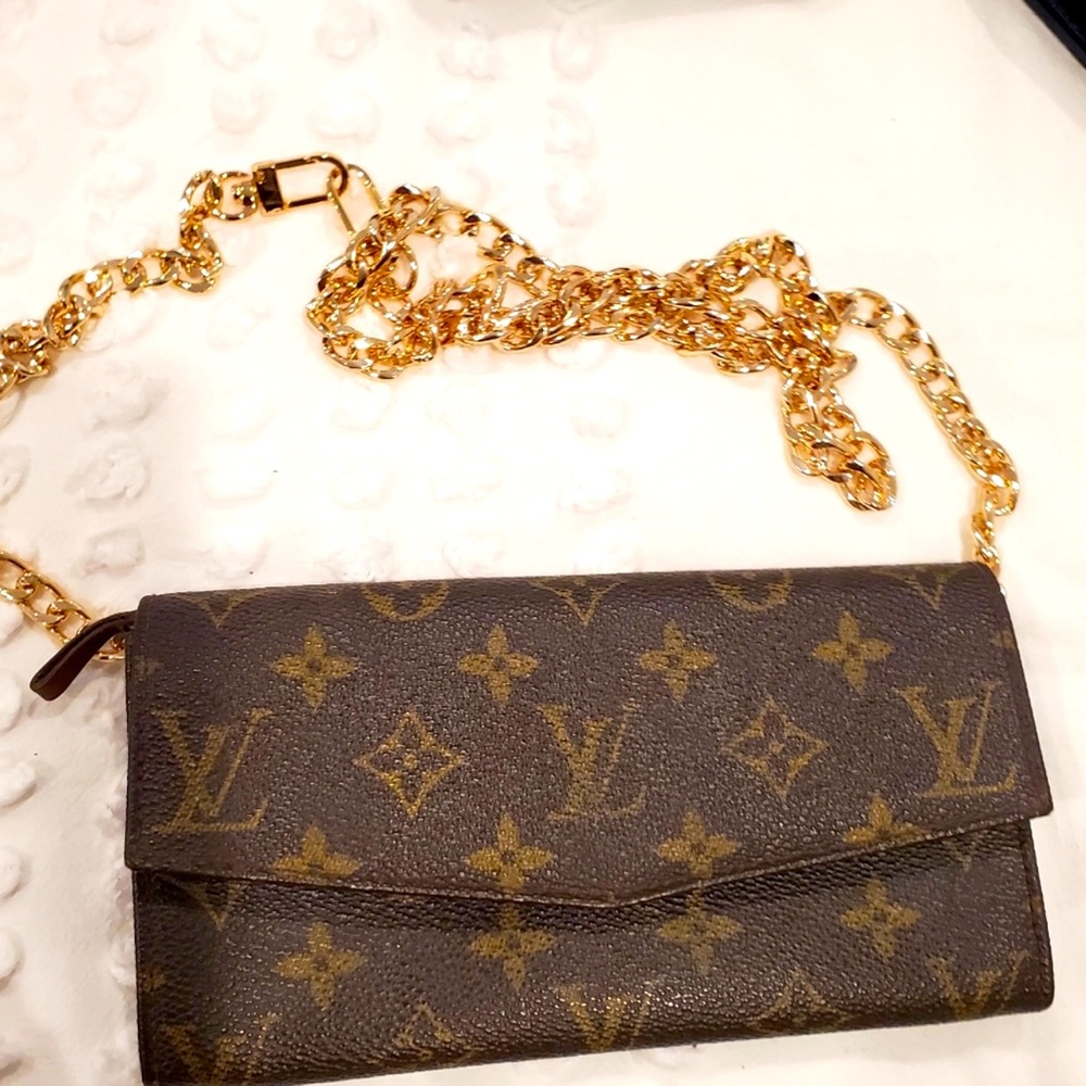 Authentic LV monogram wallet - with FREE non-branded gold chain + bag insert!